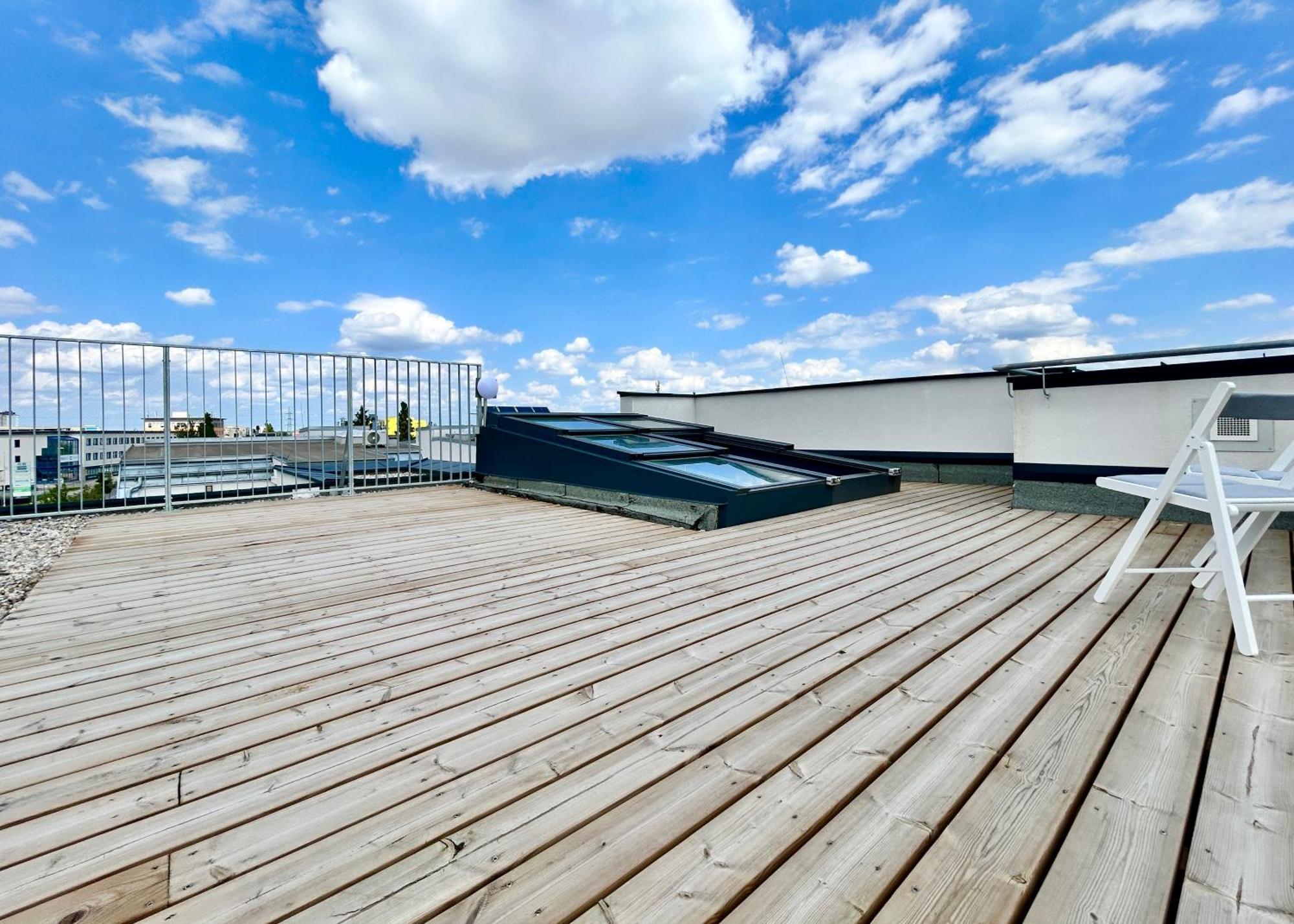 Modern Apartment With Balcony & Free Parking - Nearby Metro Wenen Buitenkant foto